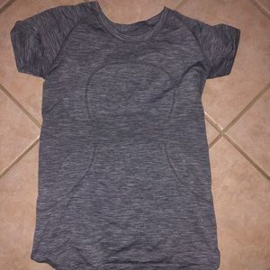 Lululemon athletic top